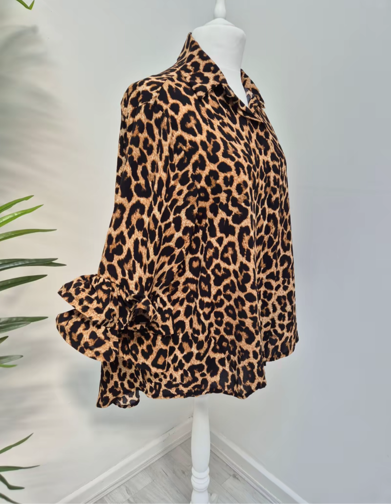 Leopard Print Blouse With Wide Arm- Made in Italy (Fits Up to Size 20)