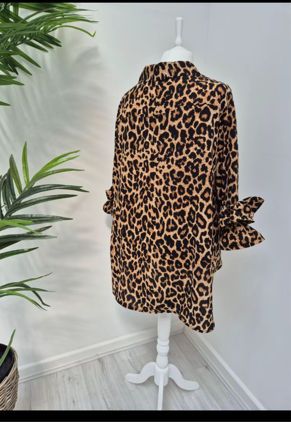 Leopard Print Blouse With Wide Arm- Made in Italy (Fits Up to Size 20)